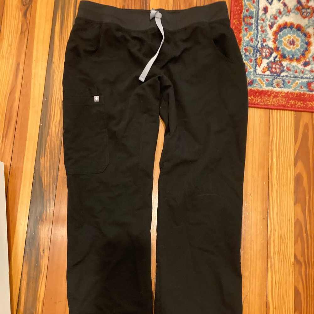 Figs black scrub pants